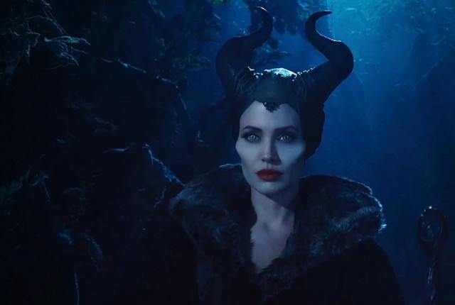 maleficent-trailer-angelina-jolie-as-the-classic-witch-feat-922x620
